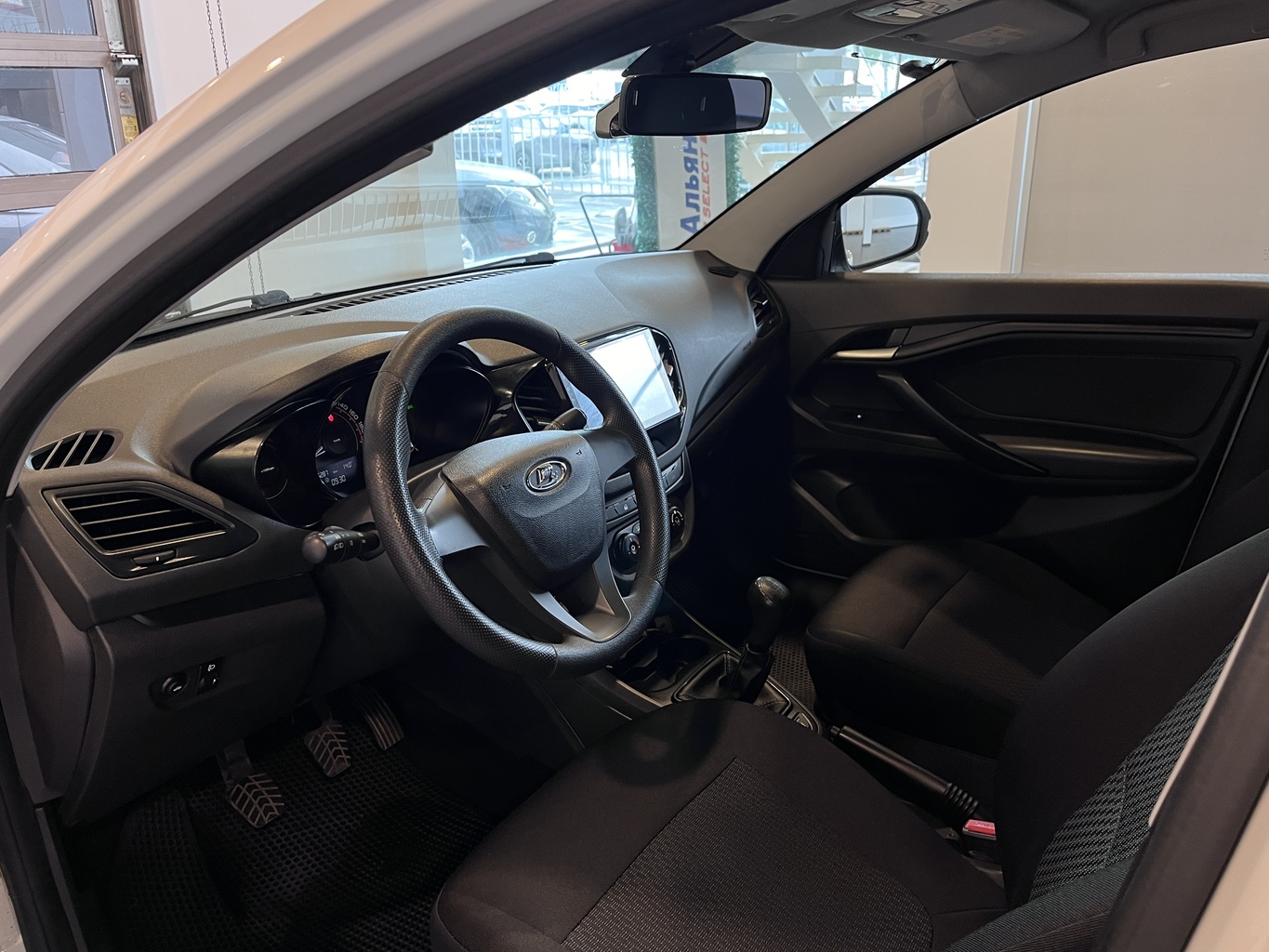LADA VESTA
