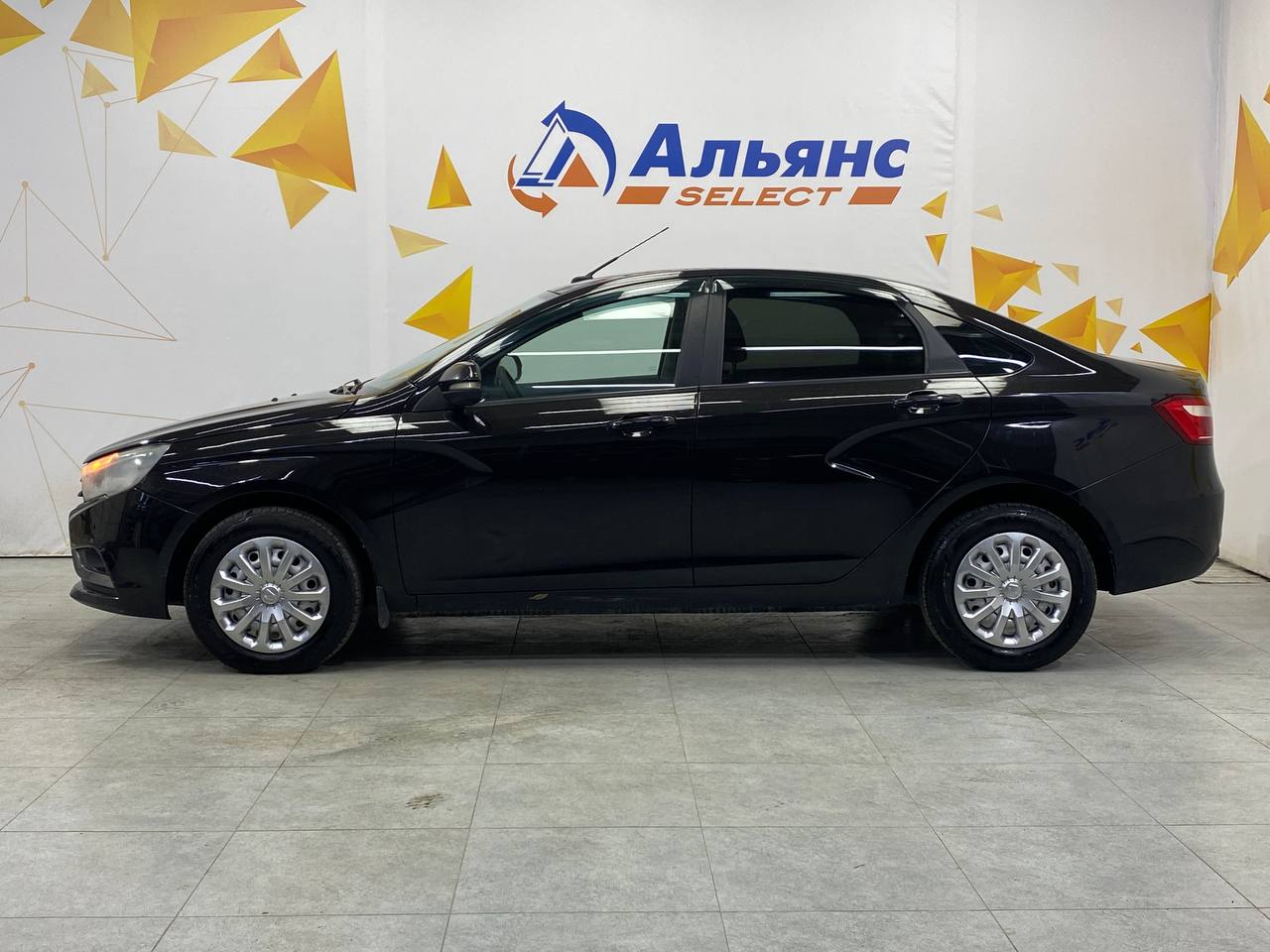 LADA VESTA