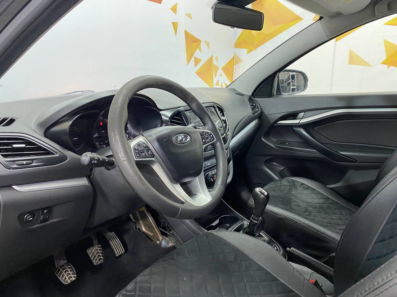 LADA VESTA