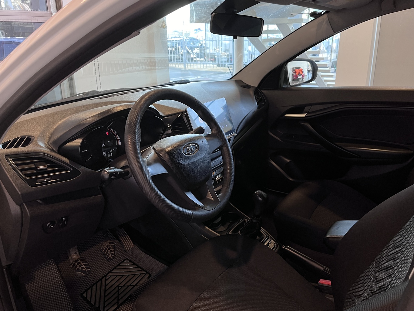 LADA VESTA