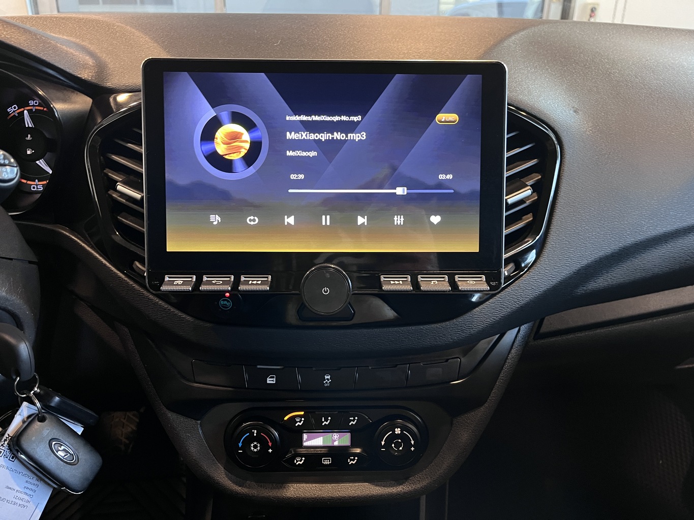 LADA VESTA