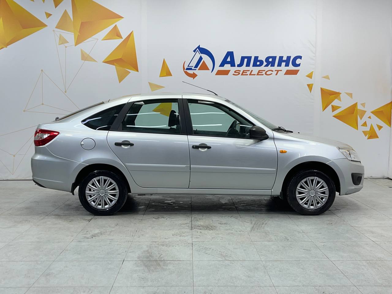 LADA GRANTA