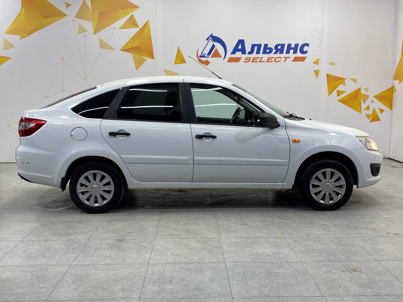 LADA GRANTA