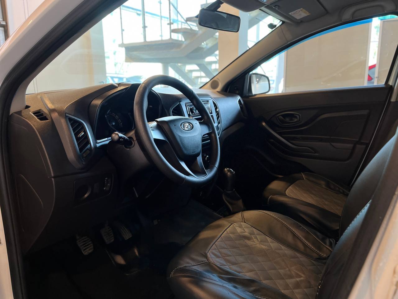 LADA XRAY