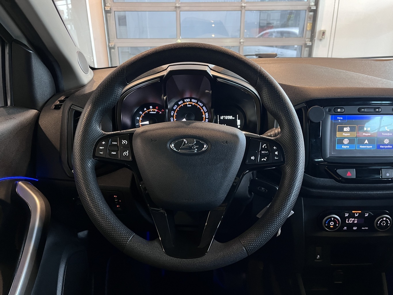 LADA XRAY