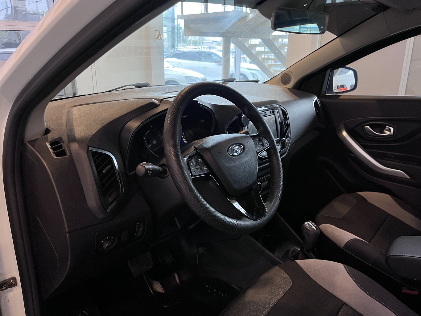LADA XRAY