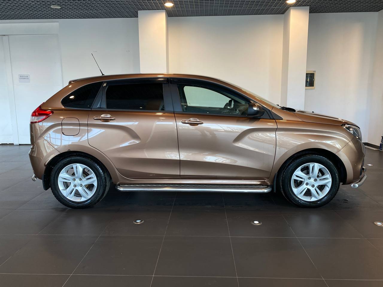 LADA XRAY