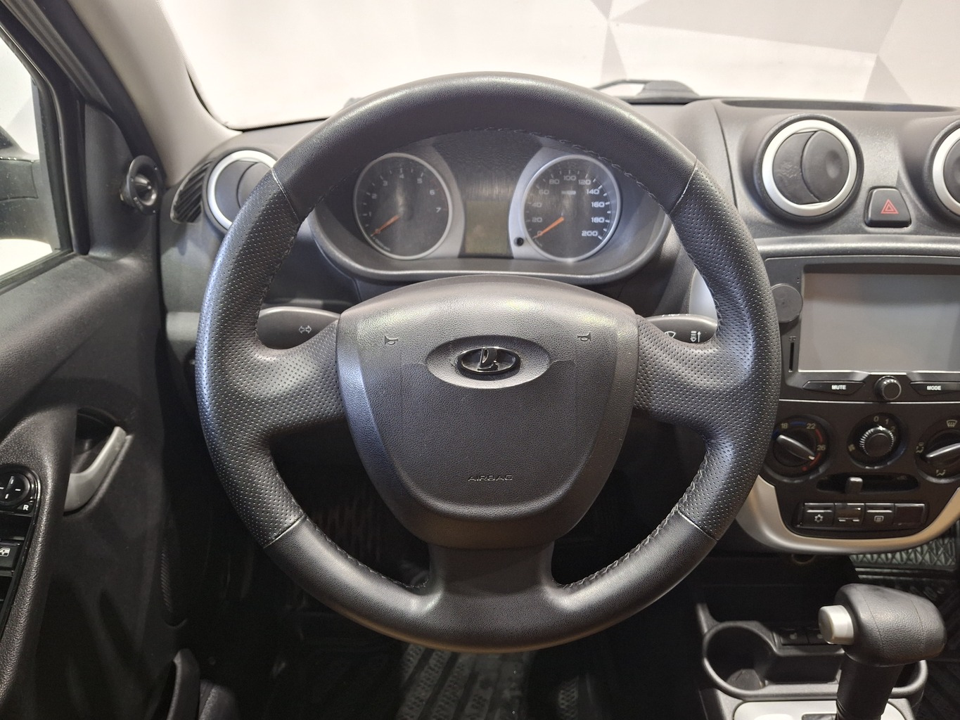 LADA GRANTA
