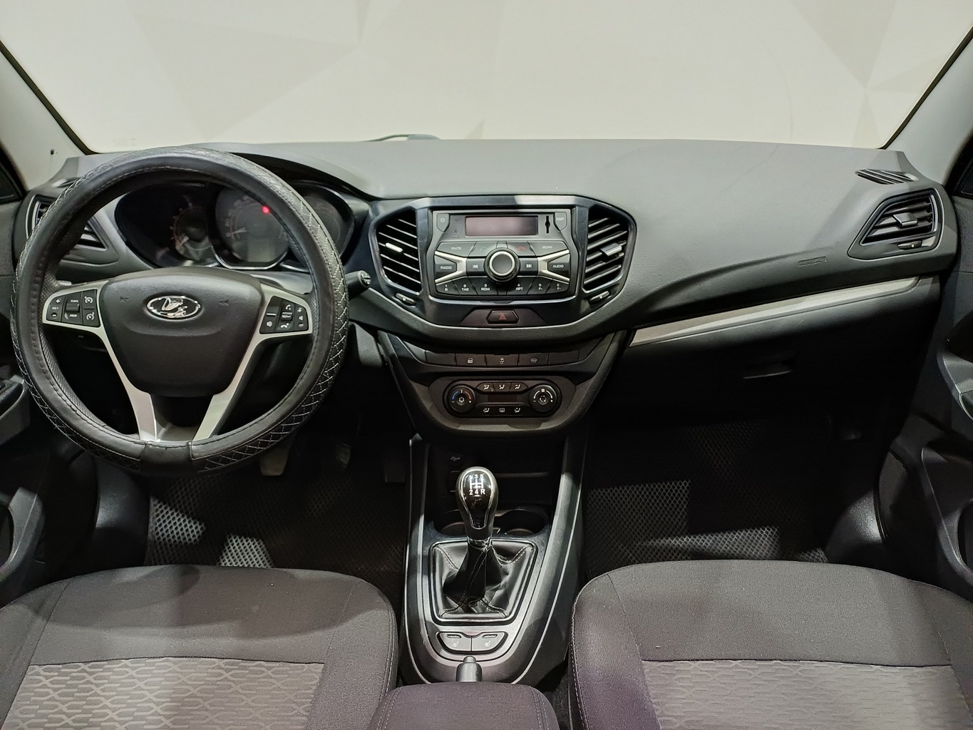 LADA VESTA