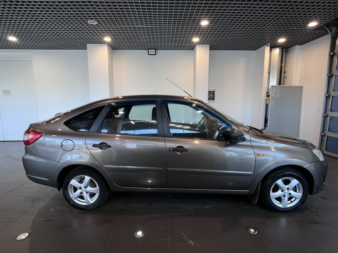 LADA GRANTA