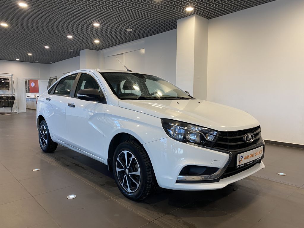 LADA VESTA