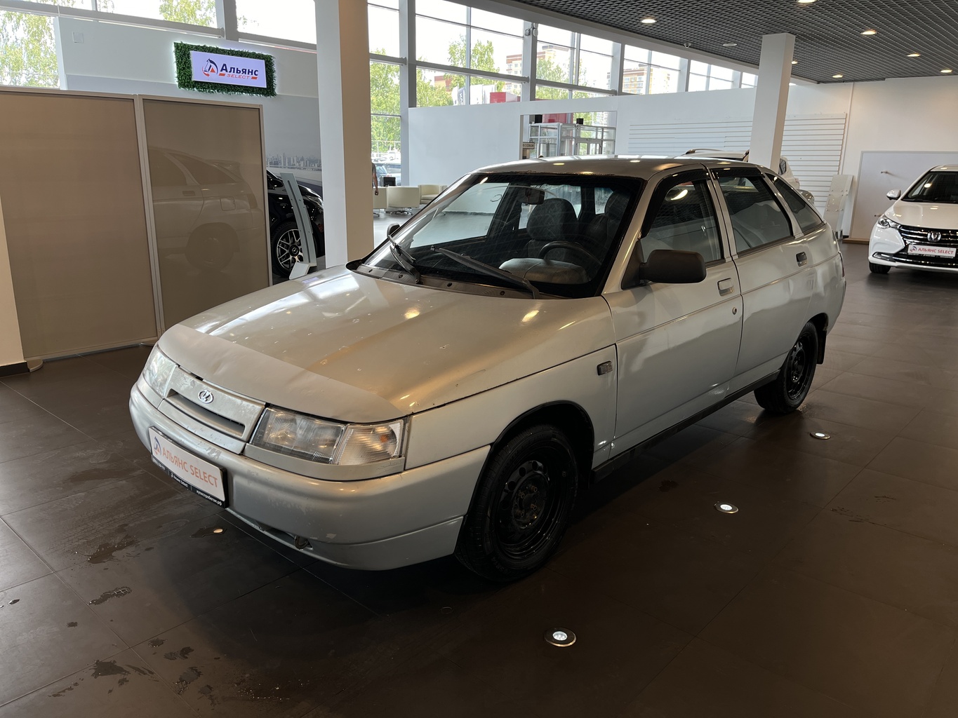 LADA 2112