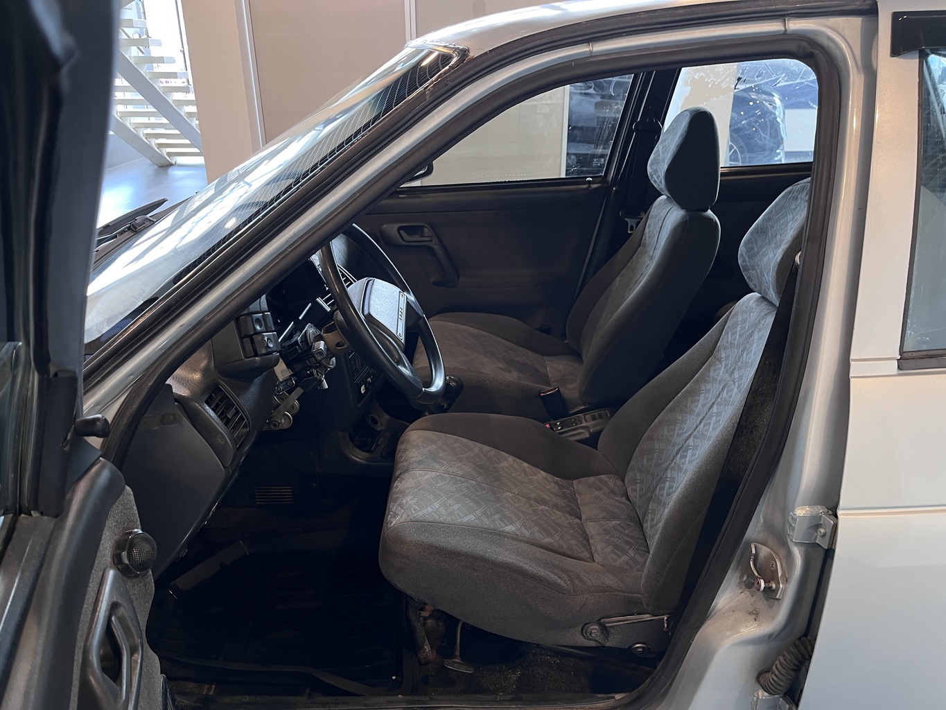 LADA 2112