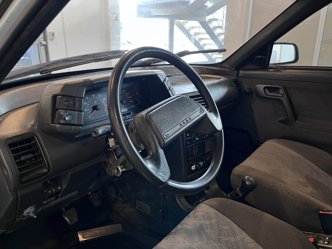 LADA 2112