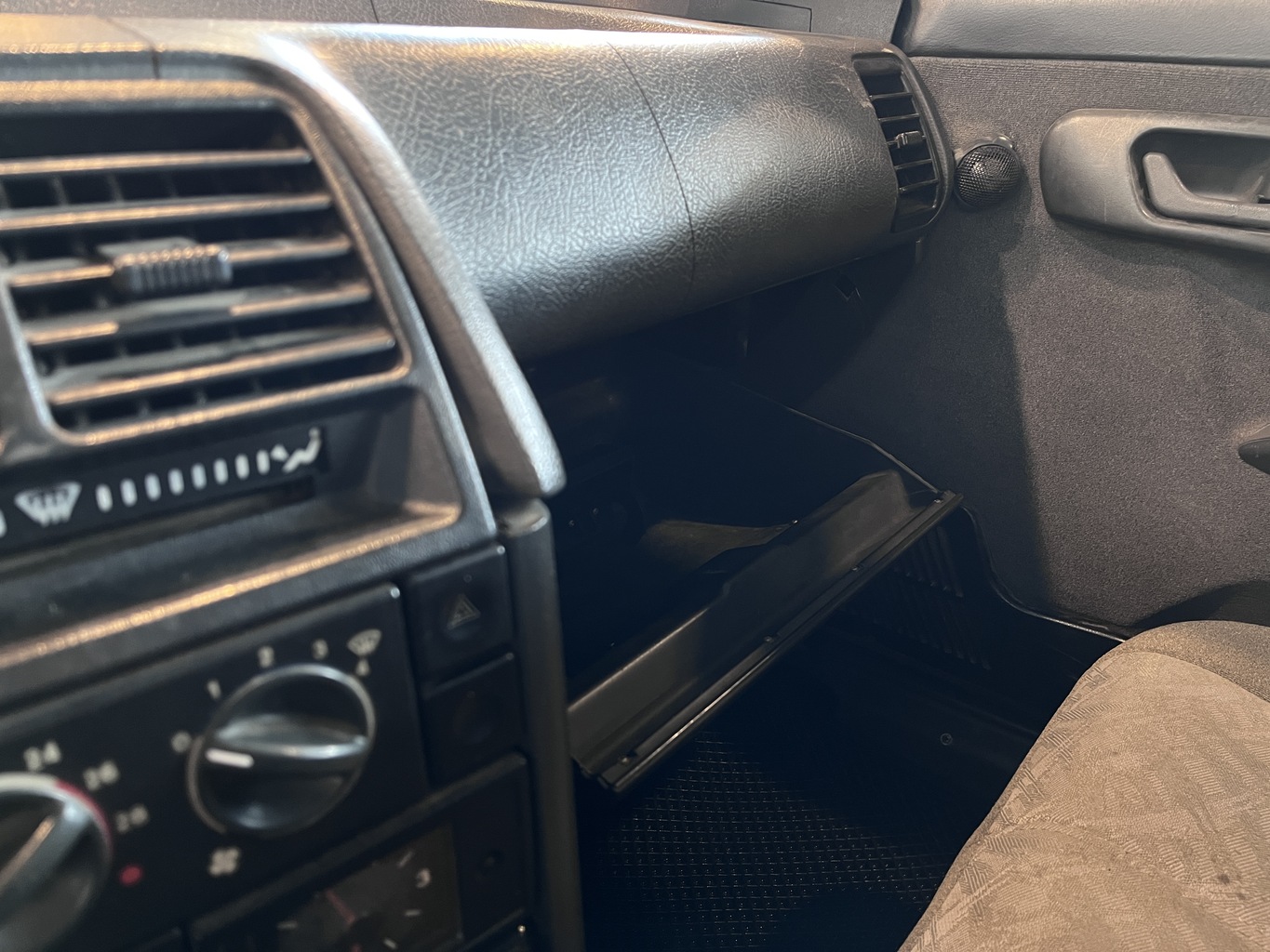 LADA 2112