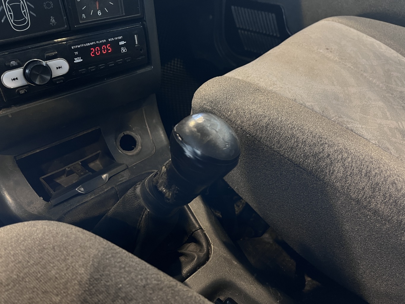 LADA 2112