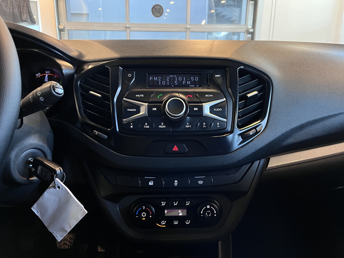 LADA VESTA