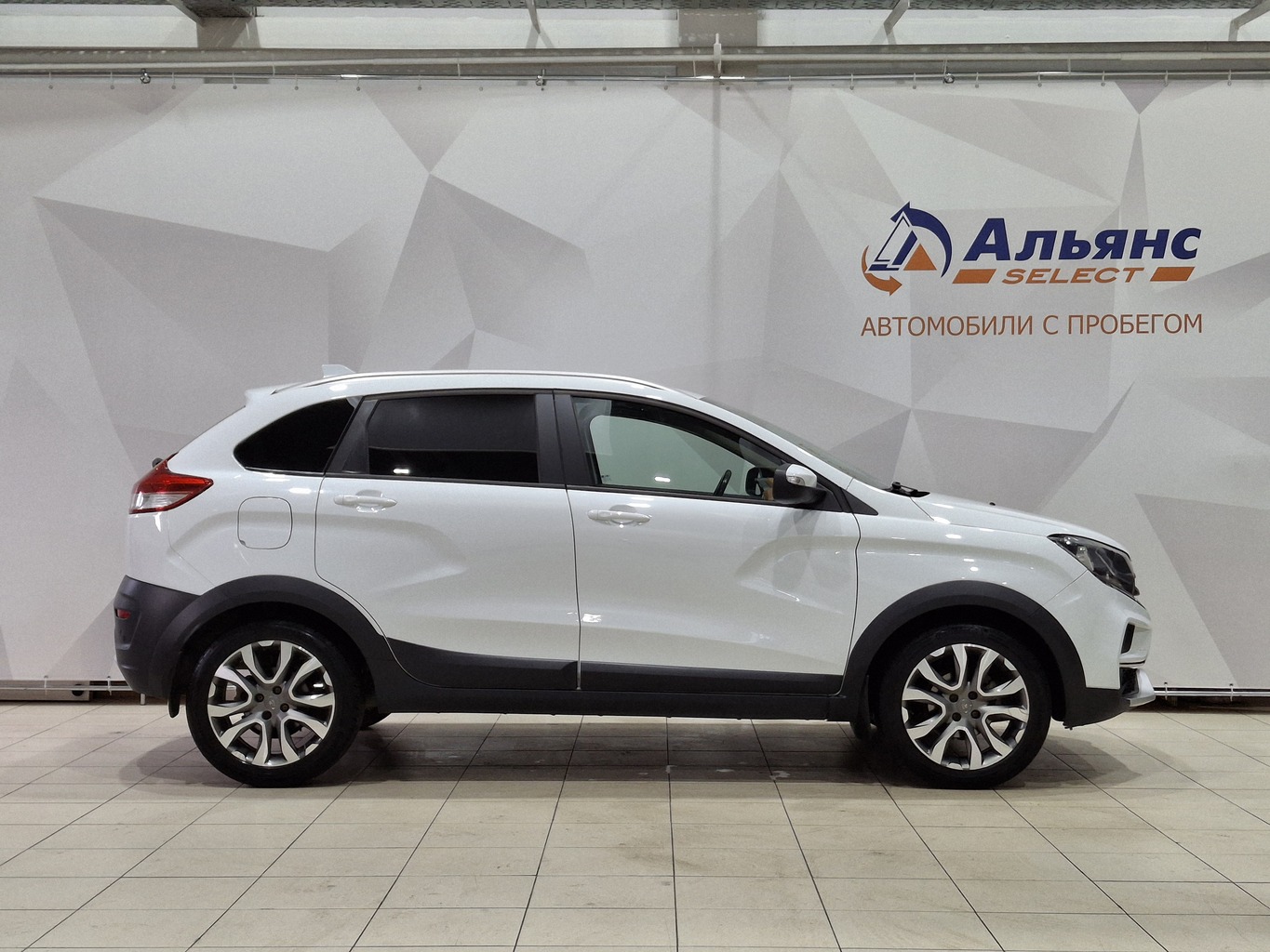 LADA XRAY