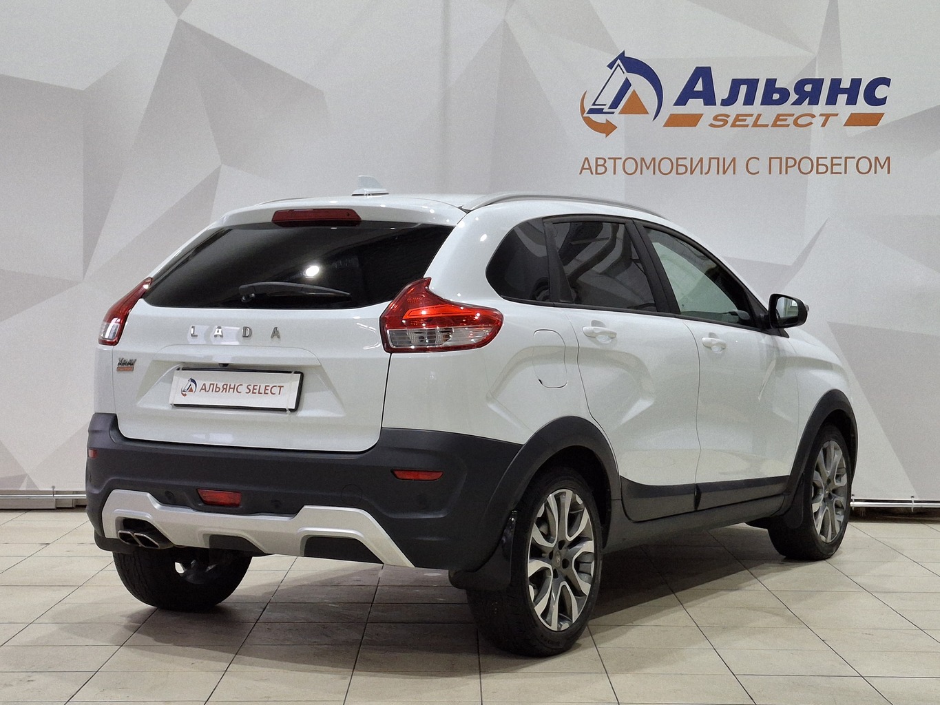 LADA XRAY