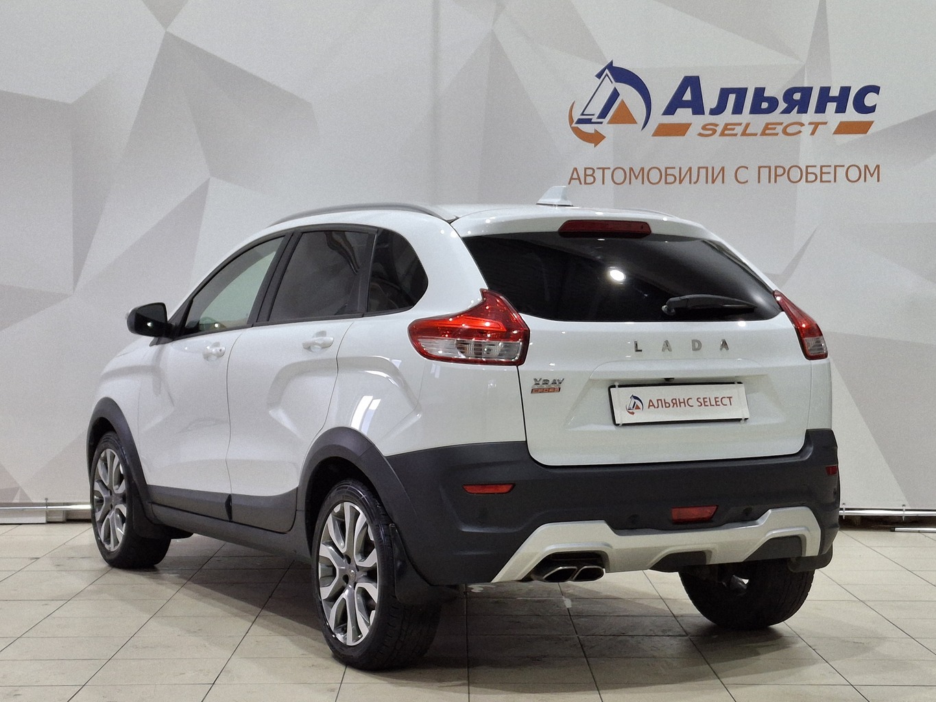 LADA XRAY