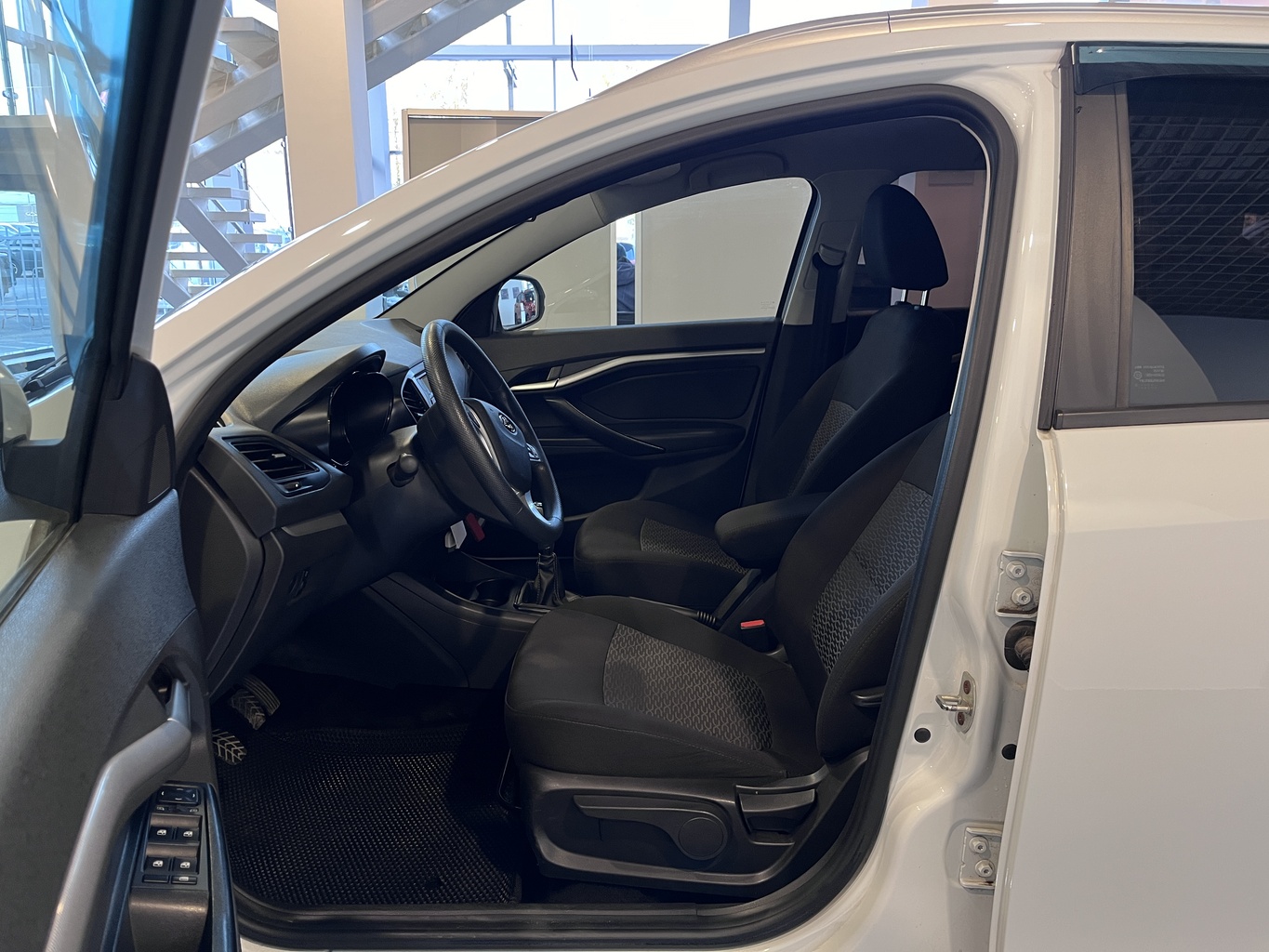 LADA VESTA