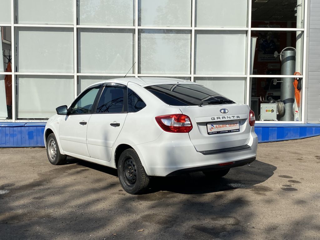 LADA GRANTA