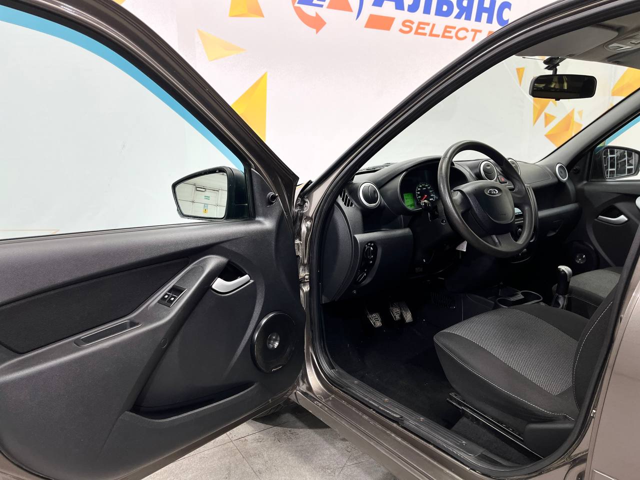 LADA GRANTA
