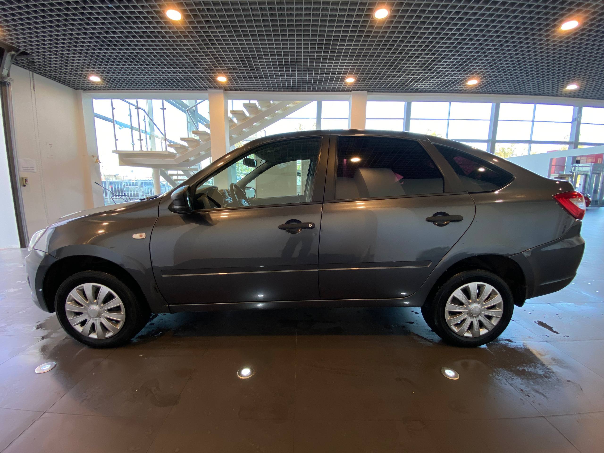 LADA GRANTA