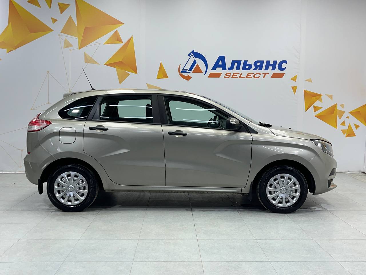 LADA XRAY