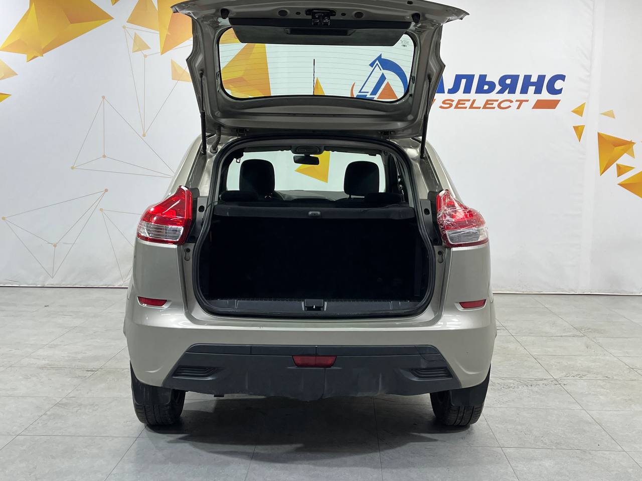 LADA XRAY