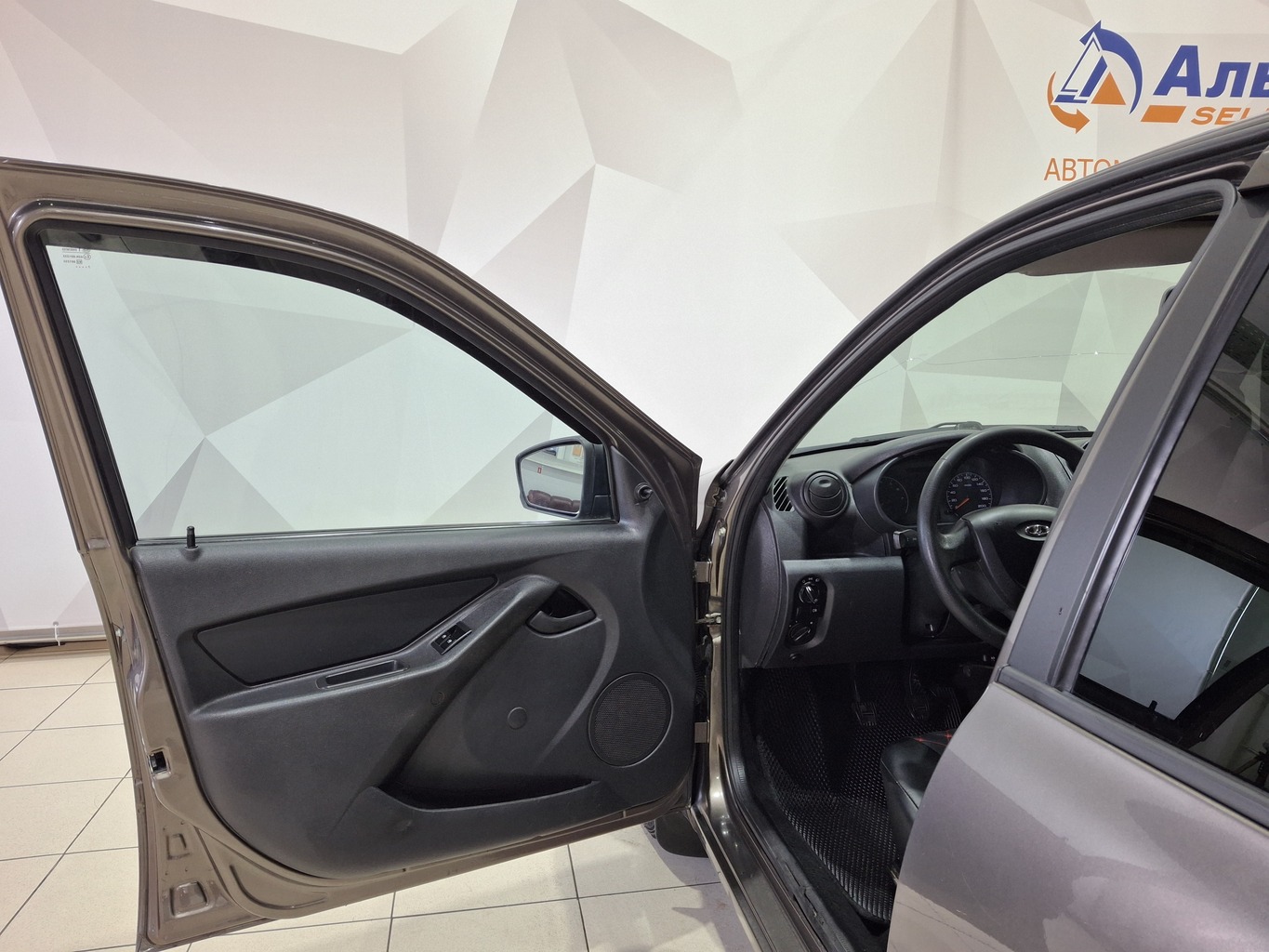 LADA GRANTA