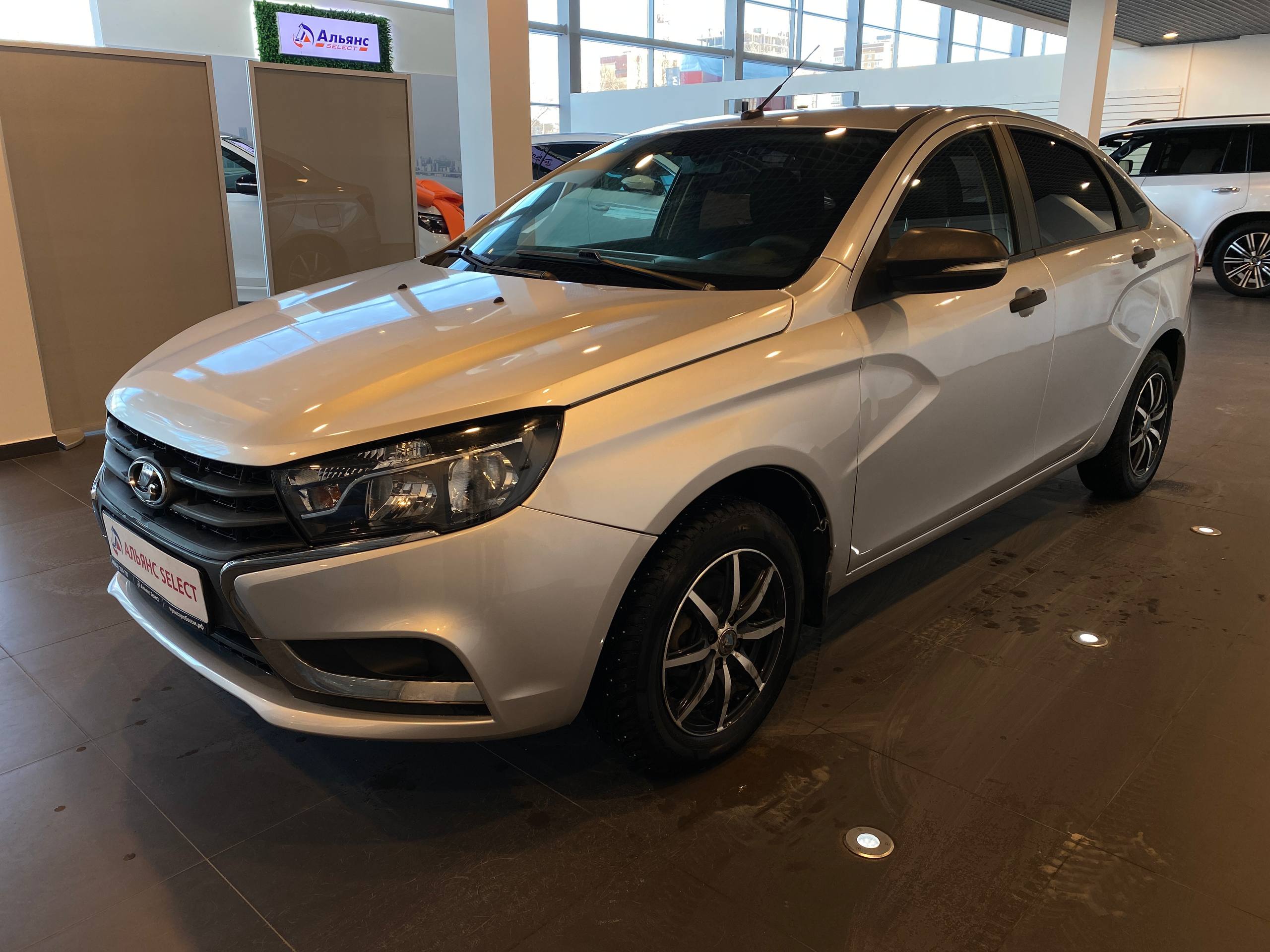 LADA VESTA