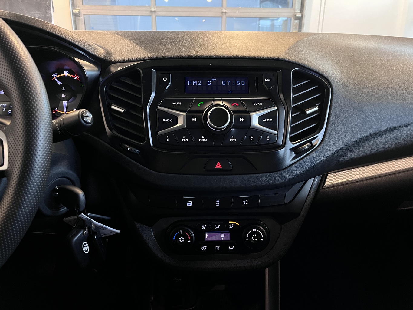 LADA VESTA