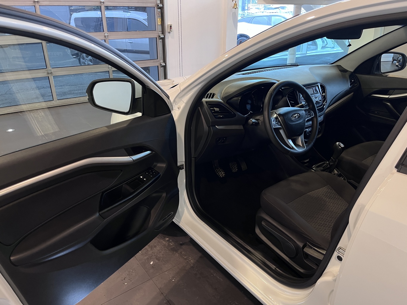LADA VESTA