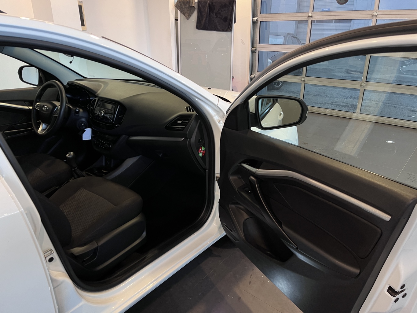 LADA VESTA