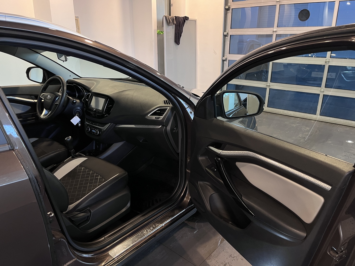 LADA VESTA