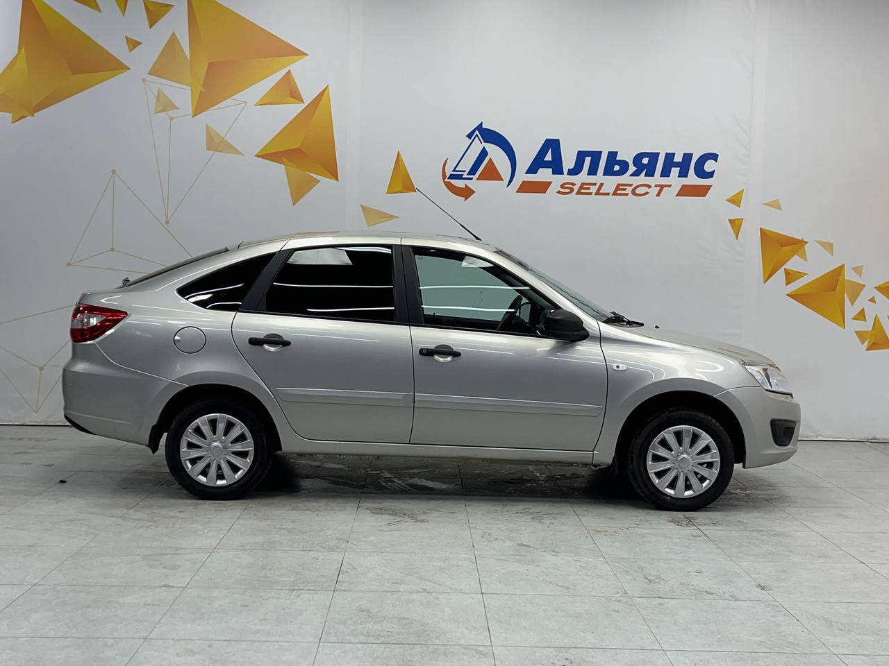 LADA GRANTA
