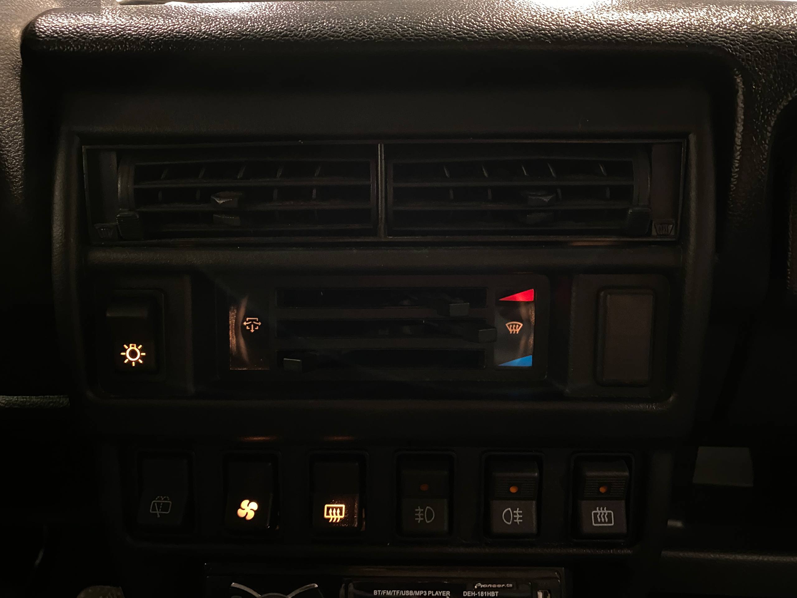 LADA 2121 (4X4)