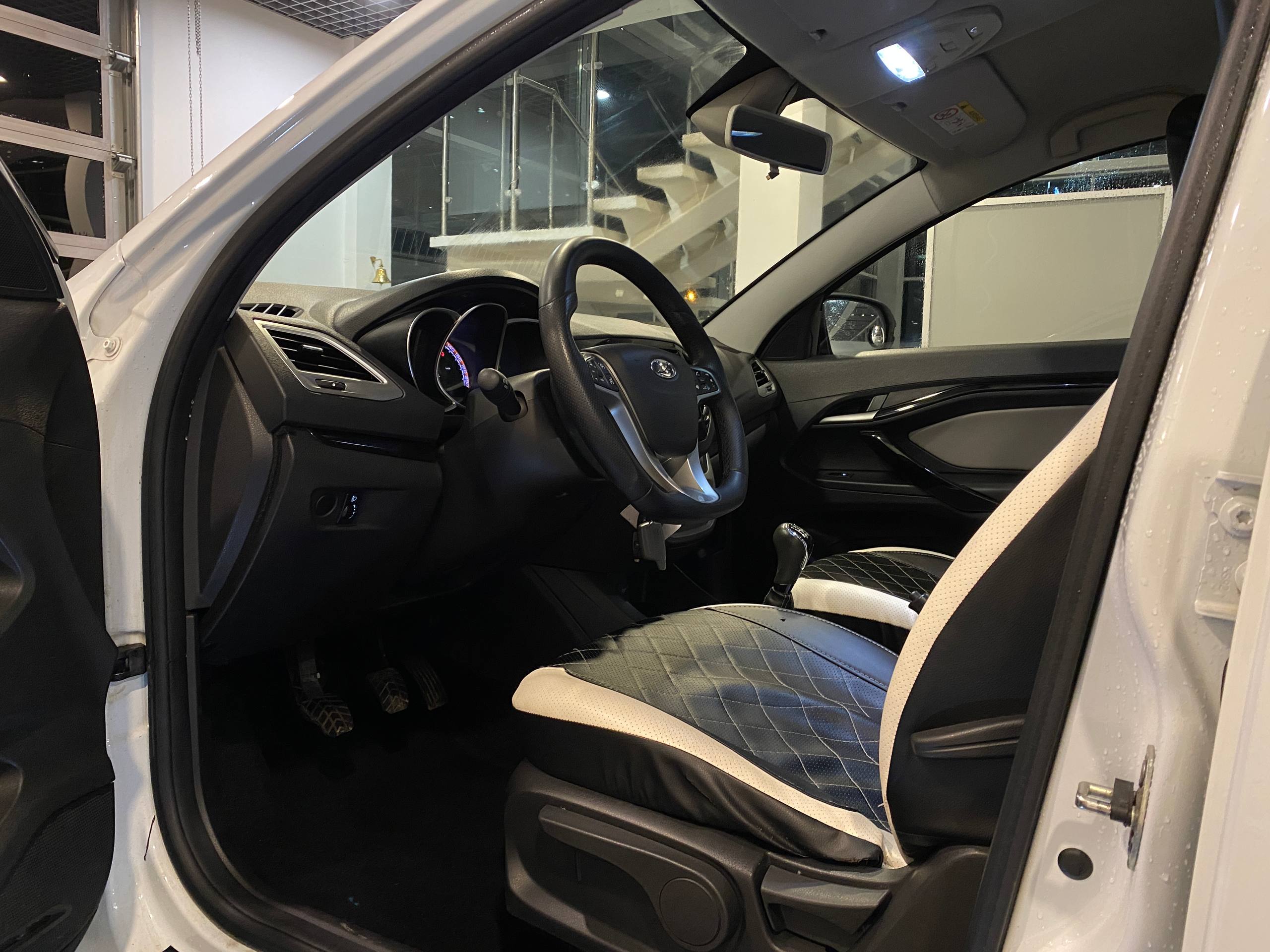 LADA VESTA