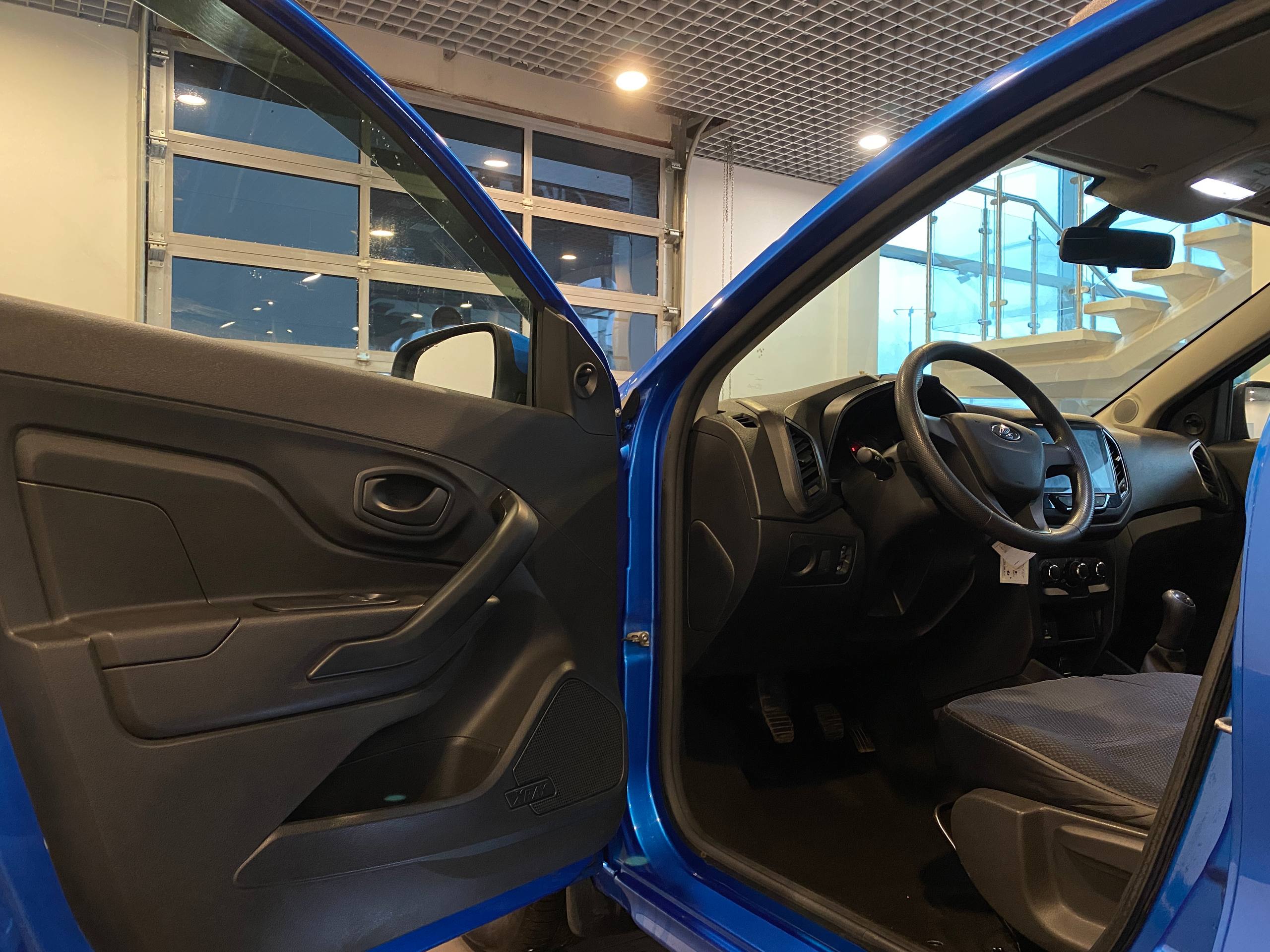 LADA XRAY