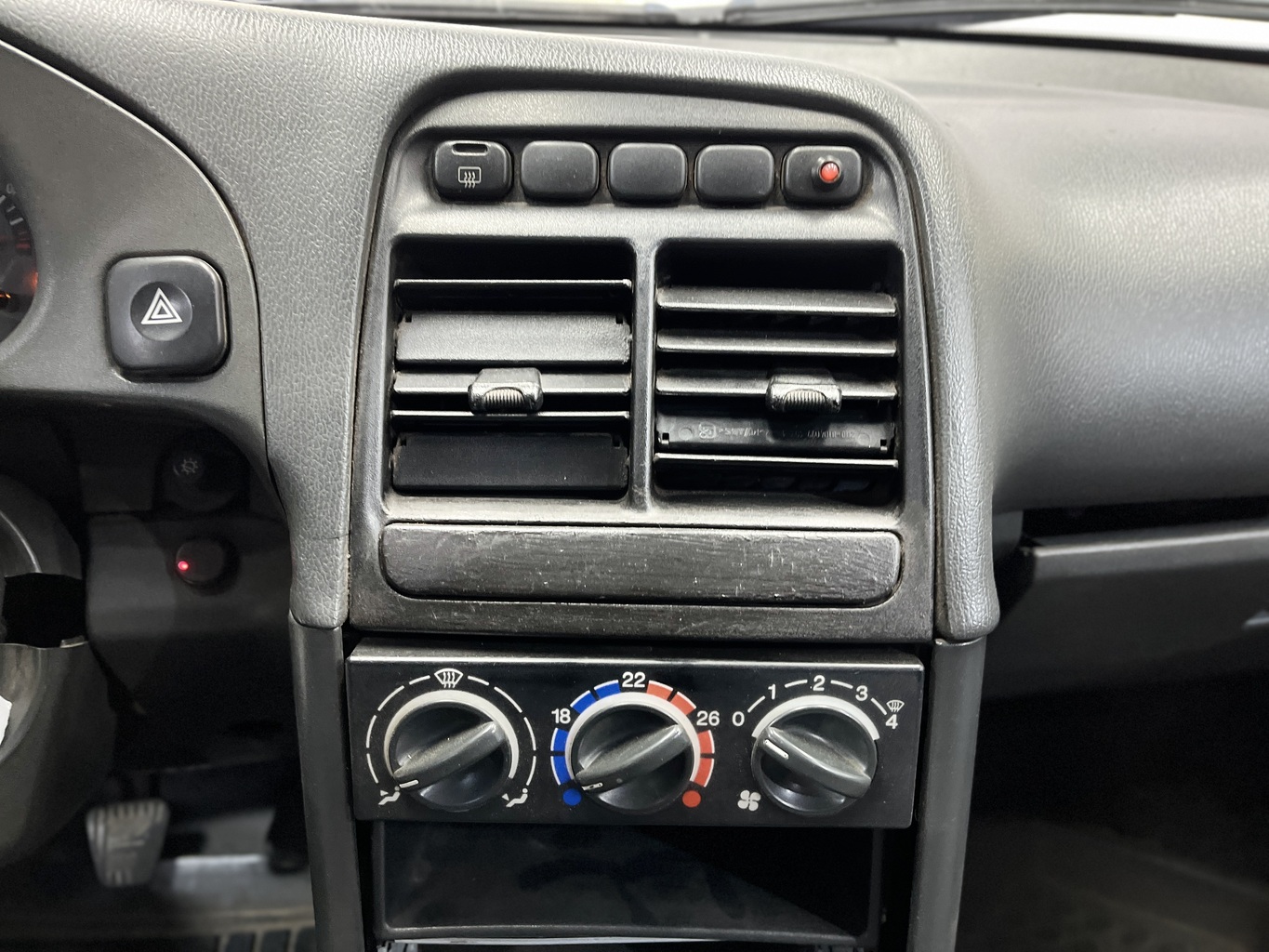 LADA 2111