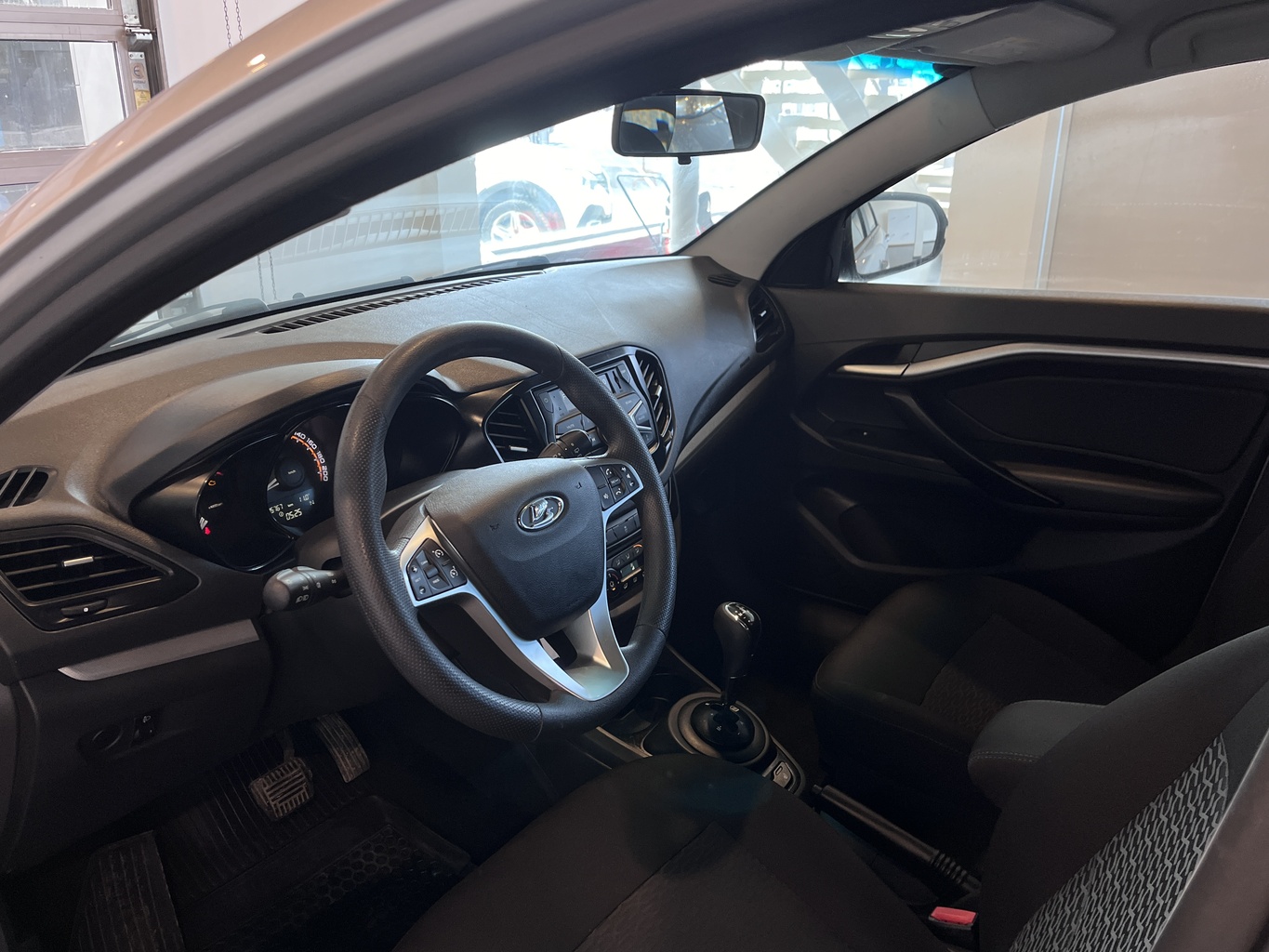 LADA VESTA
