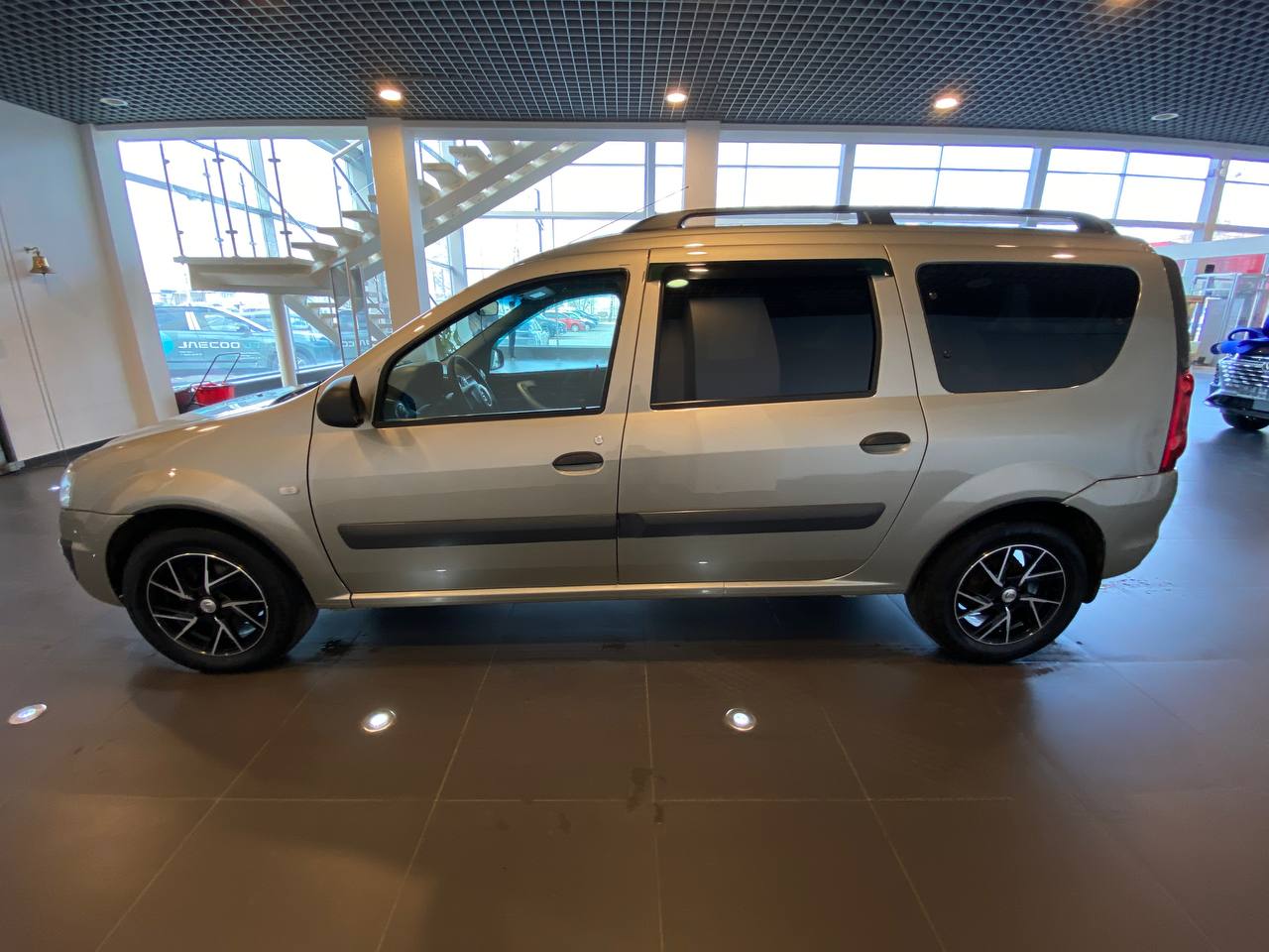 LADA LARGUS