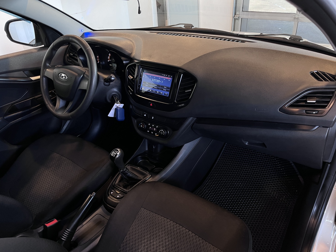 LADA VESTA