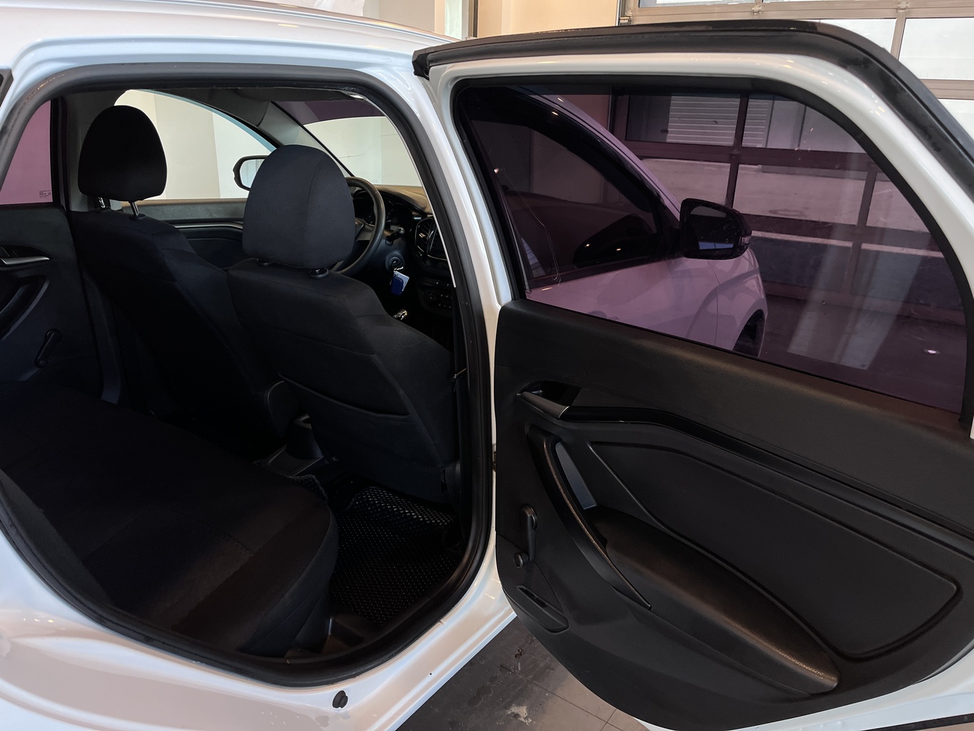 LADA VESTA