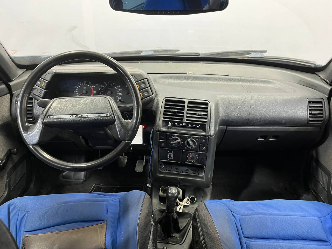 LADA 2110