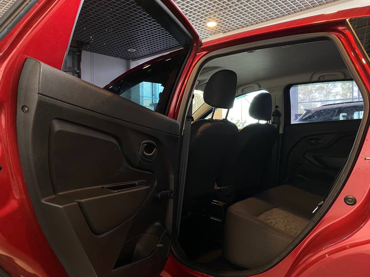 LADA XRAY
