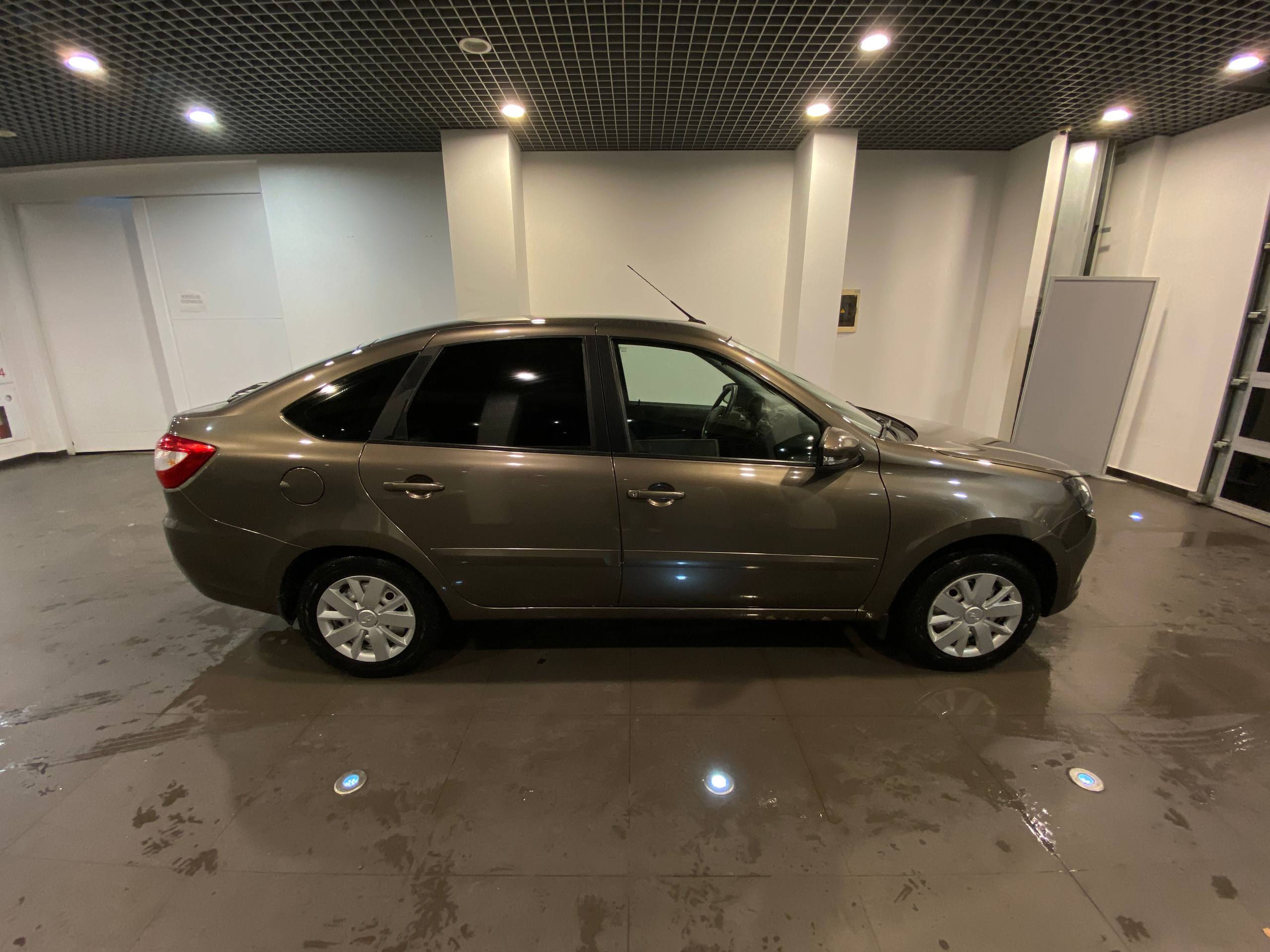 LADA GRANTA