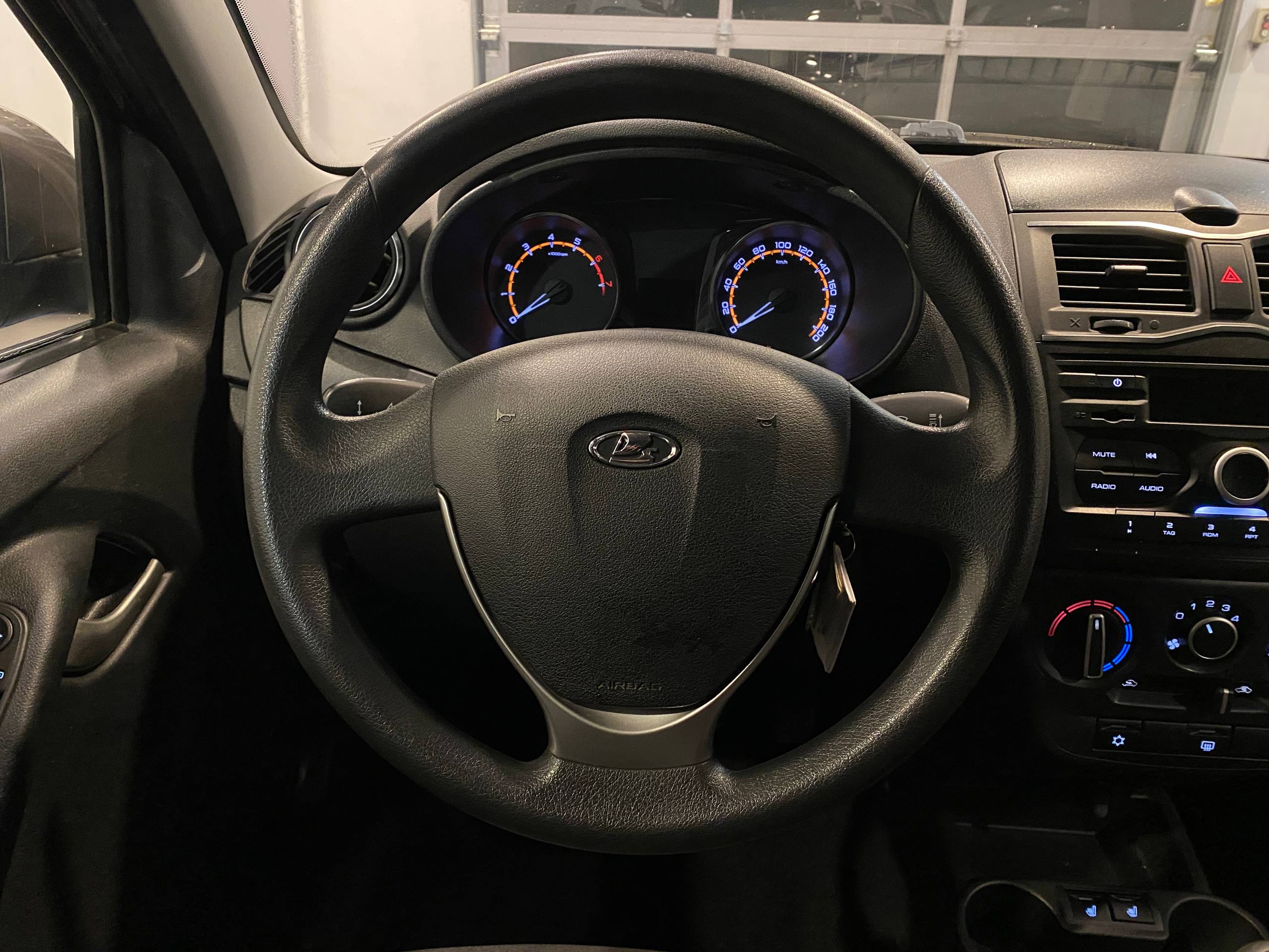 LADA GRANTA