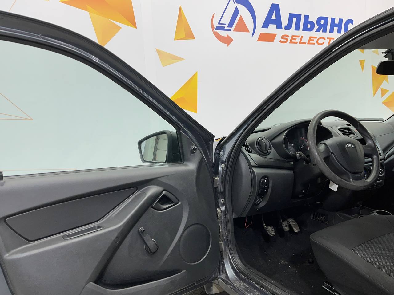LADA GRANTA